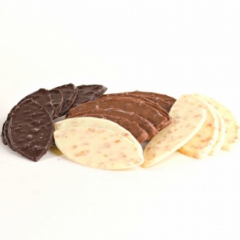Nougatine blaadjes per 100 gram 
